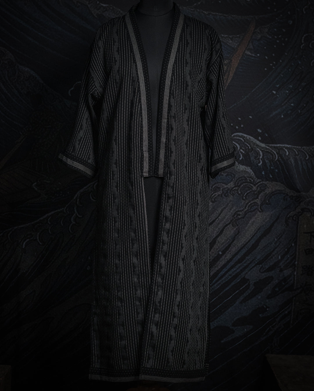 Open Kimono / Indonesian Woven Super Black Reversible - TRIBAL TRAILS